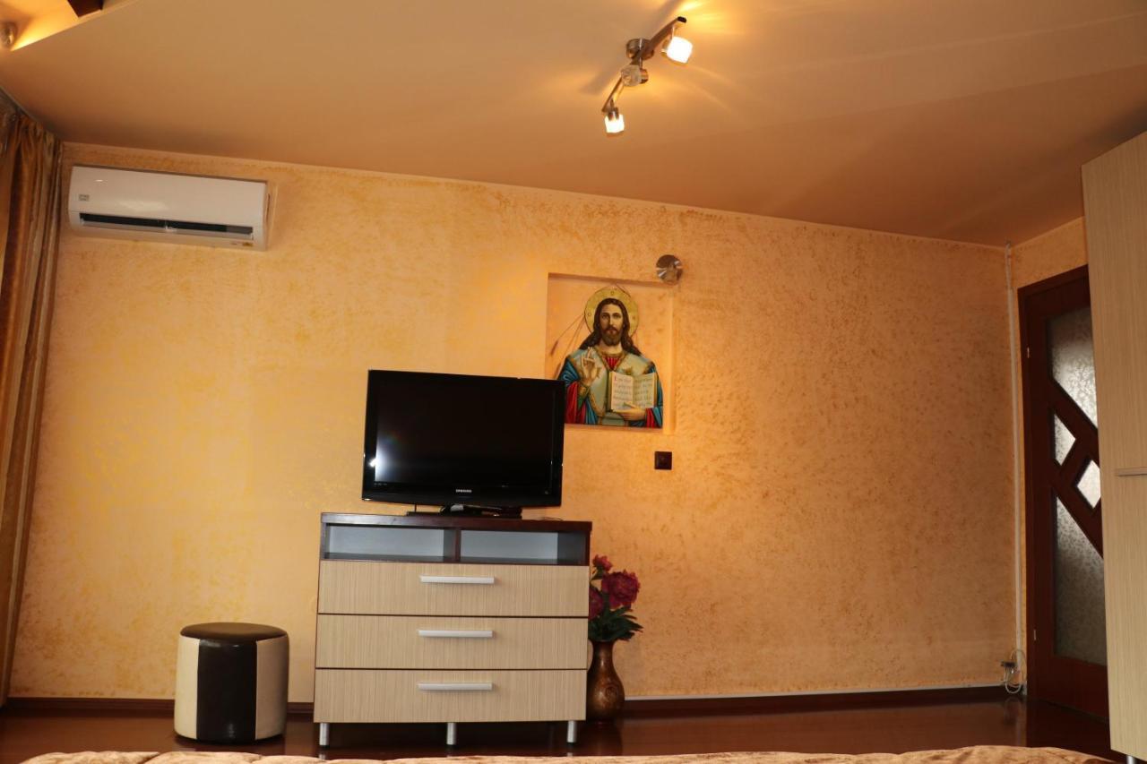 Hotel Amelia House à Făgăraş Extérieur photo